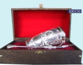 Bullhorn Guampa with full Silver cover, complete Gift Set.